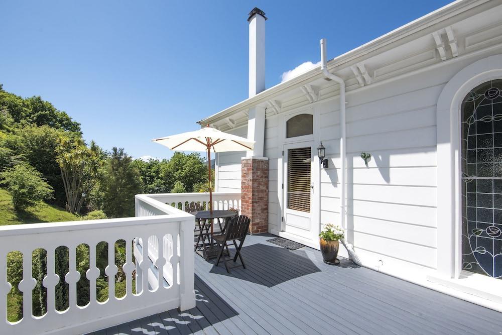 Sennen House Boutique Accommodation ピクトン エクステリア 写真