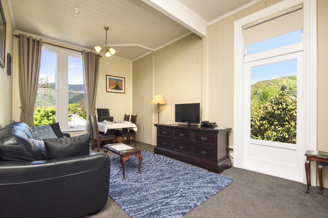 Sennen House Boutique Accommodation ピクトン エクステリア 写真